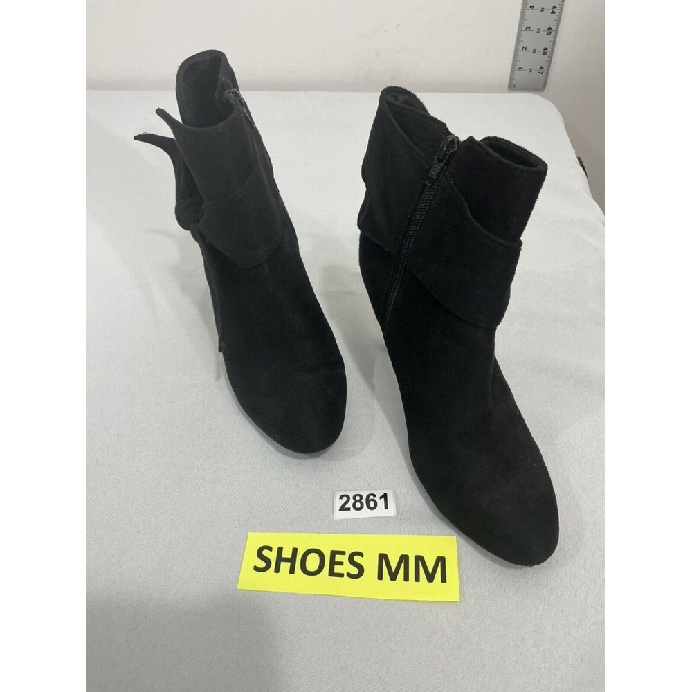 Womans Metro 7 Knotty Size 7.5 Black Fabric Zip Up Heel Strappy Ankle Boots